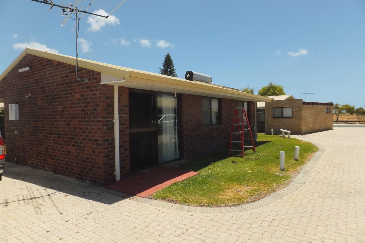 Ocean Beach Chalet 15 Jurien Bay Exterior photo