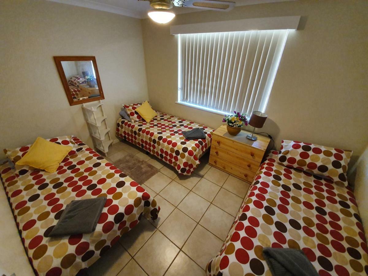 Ocean Beach Chalet 15 Jurien Bay Exterior photo